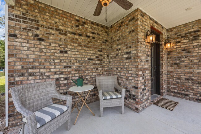 Building Photo - 3506 Sir James Ln