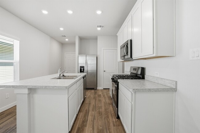 Building Photo - 16994 Pandora Wy