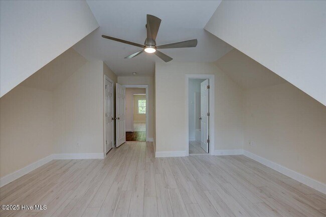 Building Photo - 4003 Auburn Ct