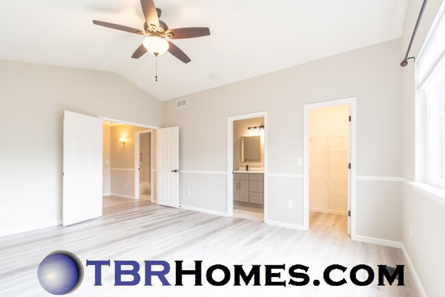 Building Photo - 13612 Plaster Cir