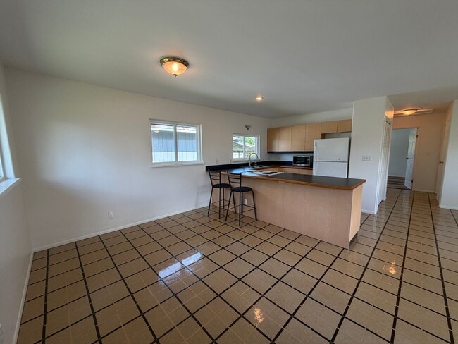 Building Photo - Relaxed Island Living in the Heart of Kailua