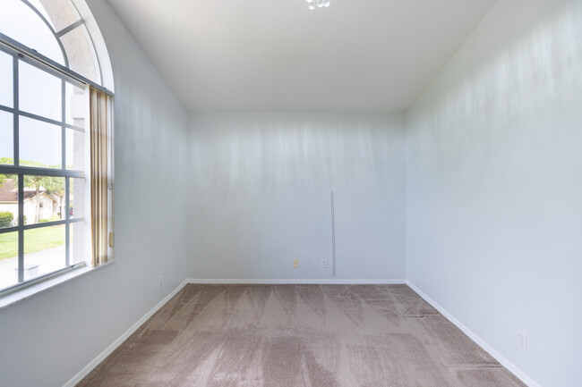 Building Photo - 7722 Brunson Cir