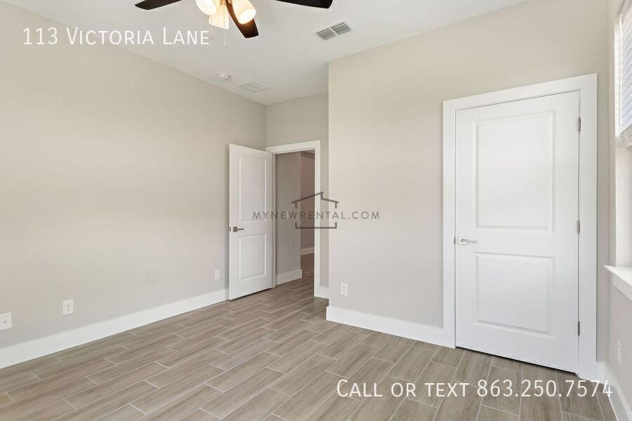 Building Photo - 113 Victoria Ln