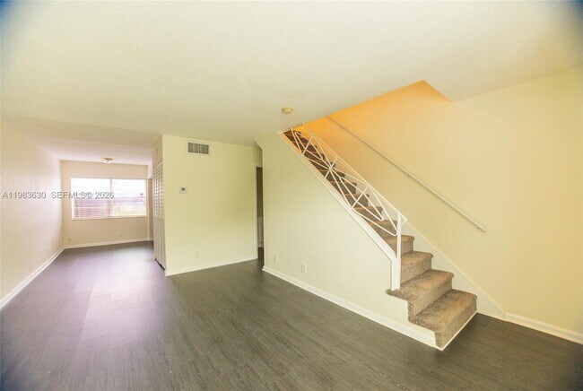 Building Photo - 4803 NW 9th Dr