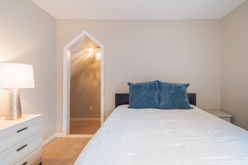 Building Photo - 846 Castlemaine Ct