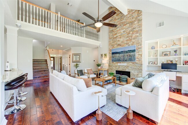 Building Photo - 12503 Whispering Sands Ct