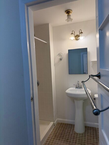 bathroom in bedroom1 - 35 Gates Ave