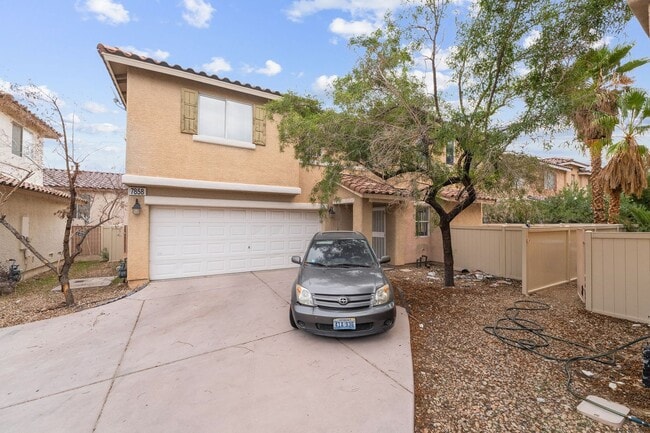 Building Photo - Spacious Two-Story with Modern Comforts!