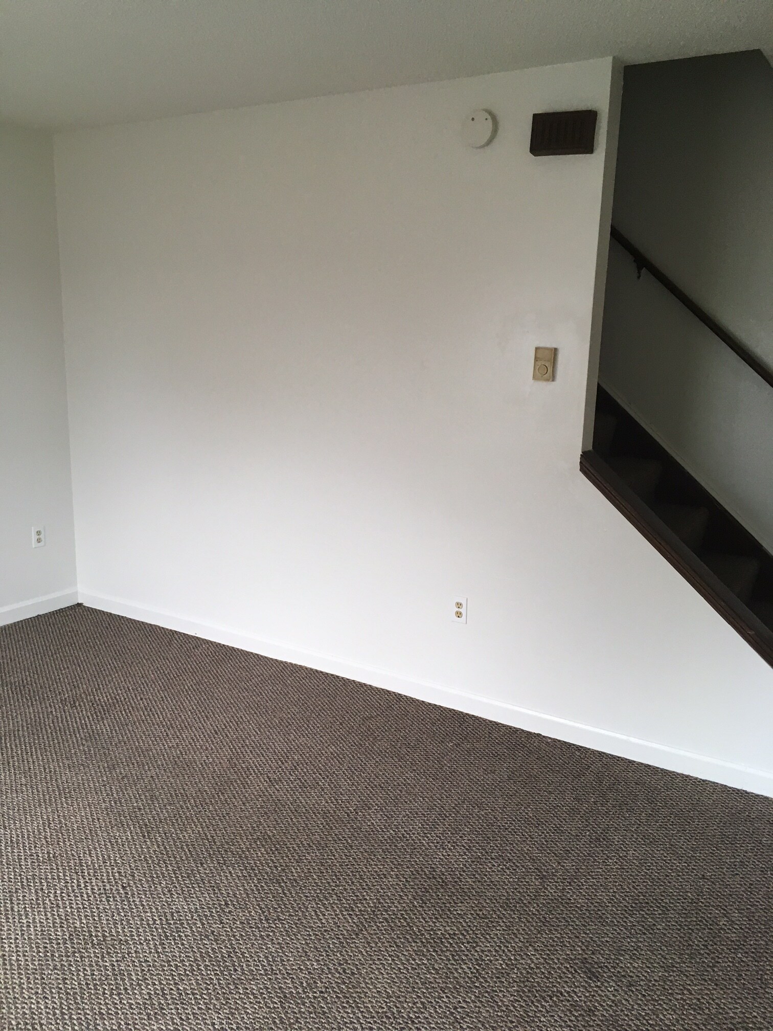 Building Photo - 232 Waterville St
