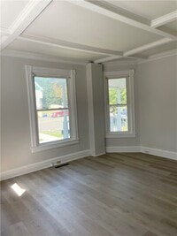 Building Photo - 352 Euclid Ave