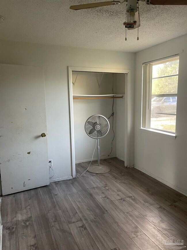 Building Photo - 205 Marine Dr