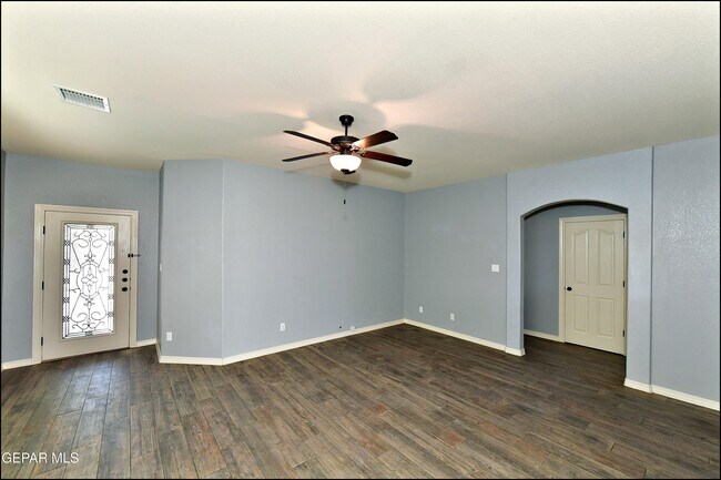 Building Photo - 12569 Wolf Berry Dr