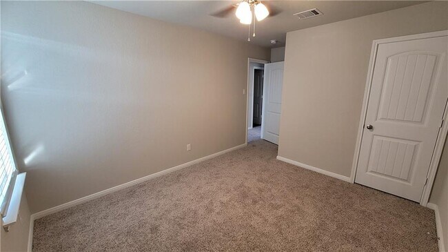 Building Photo - 6406 Kildare Dr