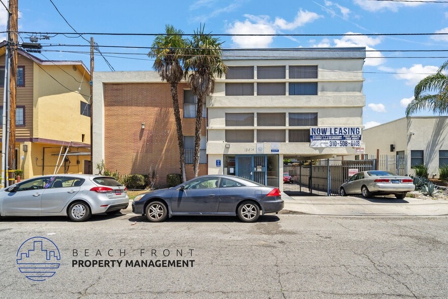 Primary Photo - 13614 Cordary Ave.