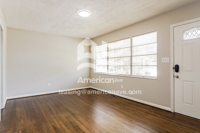 Building Photo - 6825 6th Ave S