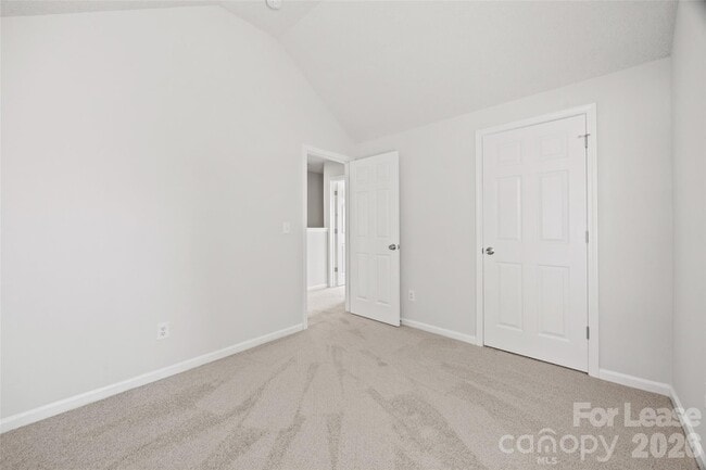 Building Photo - 1411 Swaying Branch Ln