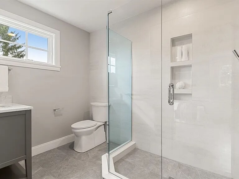 Building Photo - 15 Hadley Pl
