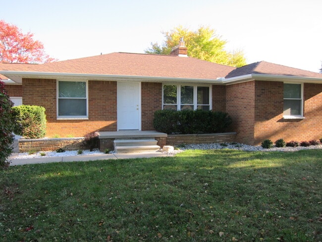 Primary Photo - 5083 Mellwood Dr