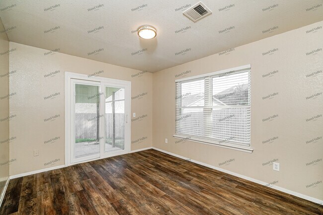 Building Photo - 9209 S 94th E Ave