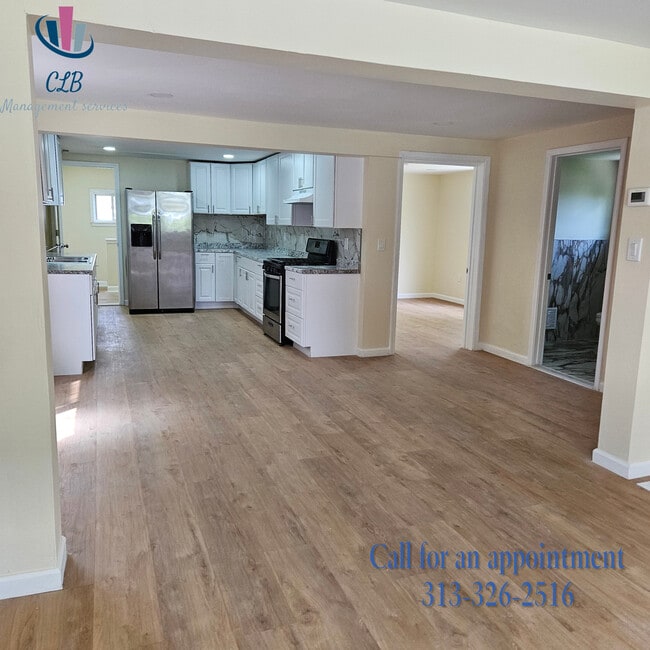 Building Photo - 7247 Middlesex St