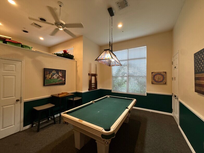 Building Photo - 8389 Wingate Dr