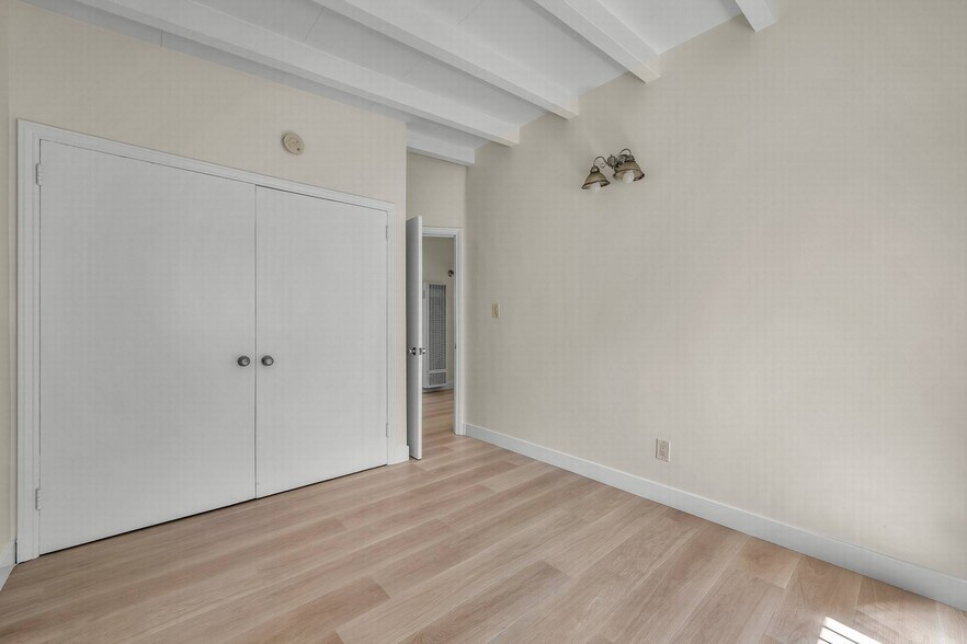 Building Photo - 1440 Manhattan Beach Blvd