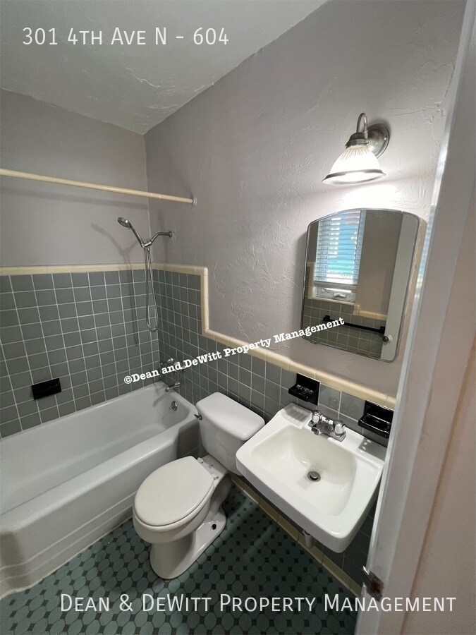 Building Photo - Studio Bed/1 Bath - Unit 604
