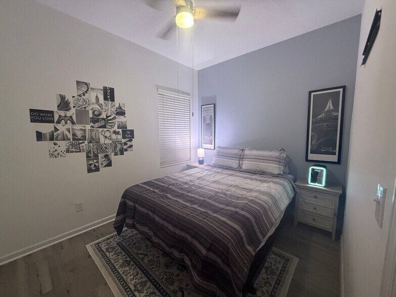Building Photo - 2317 Litchfield Lp