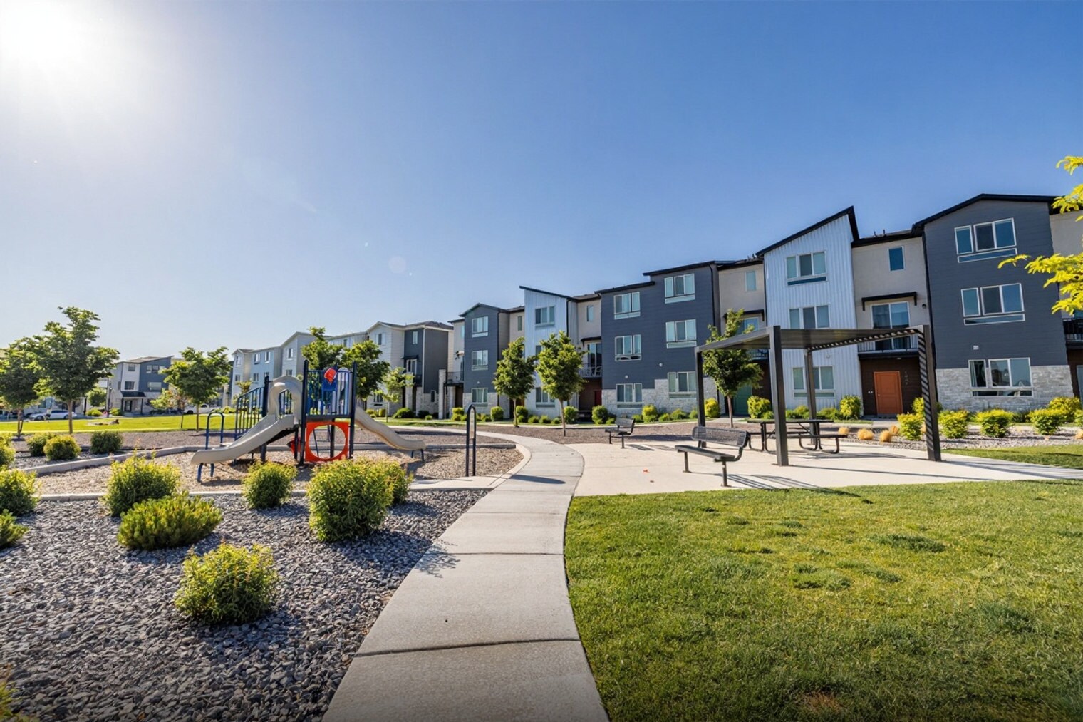 Building Photo - 1024 W 400 S