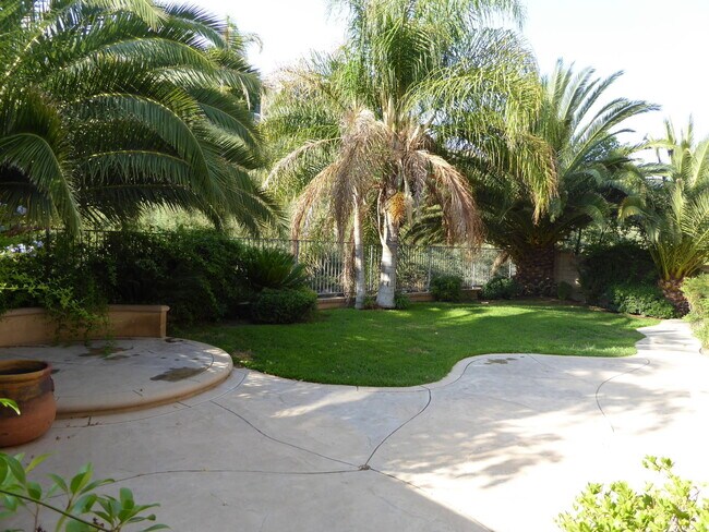 Building Photo - COMING SOON! Westridge 4 Bedroom Home for Rent.
