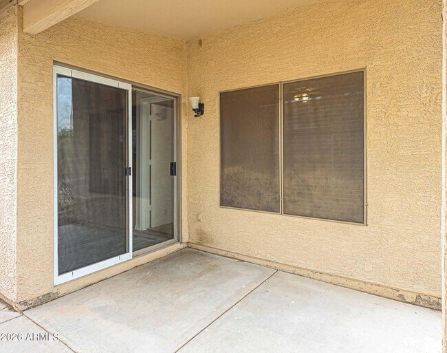 Building Photo - 6431 W Chisum Trail