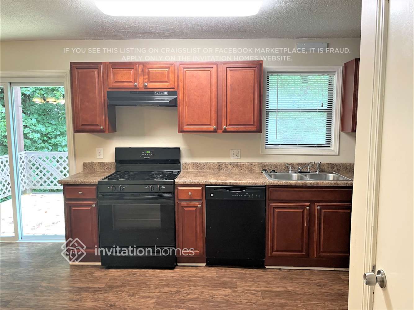 Building Photo - 4521 Dons Ct SW