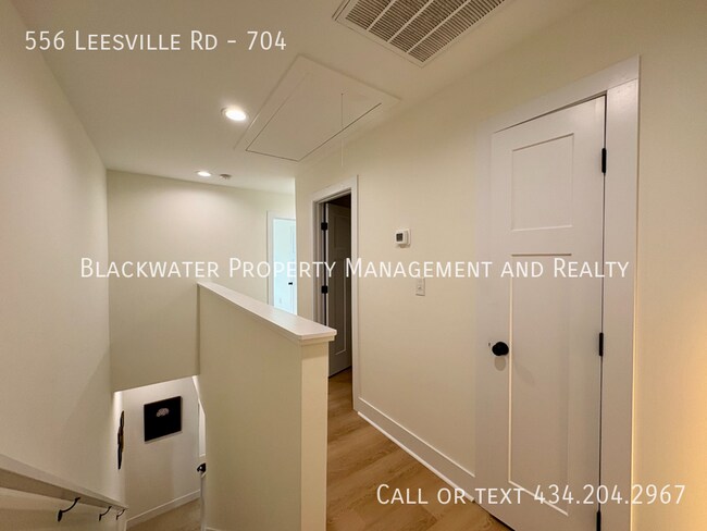 Building Photo - 556 Leesville Rd