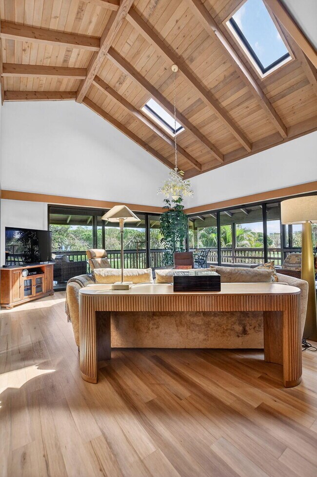 Building Photo - 7067 Rain Forest Dr