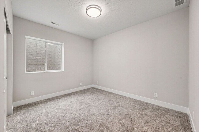Building Photo - 6852 Portage Dr