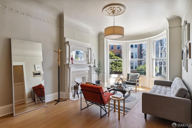 Building Photo - 2856 Sacramento St