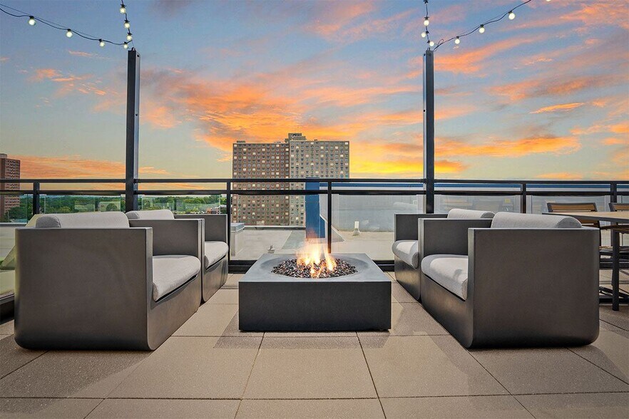 Luna 2520 8th St S Minneapolis MN 55454 Apartment Finder