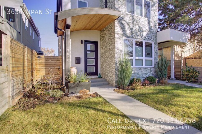 Building Photo - 3630 Lipan St