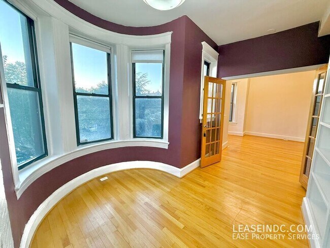 Building Photo - 3238 13th St NW