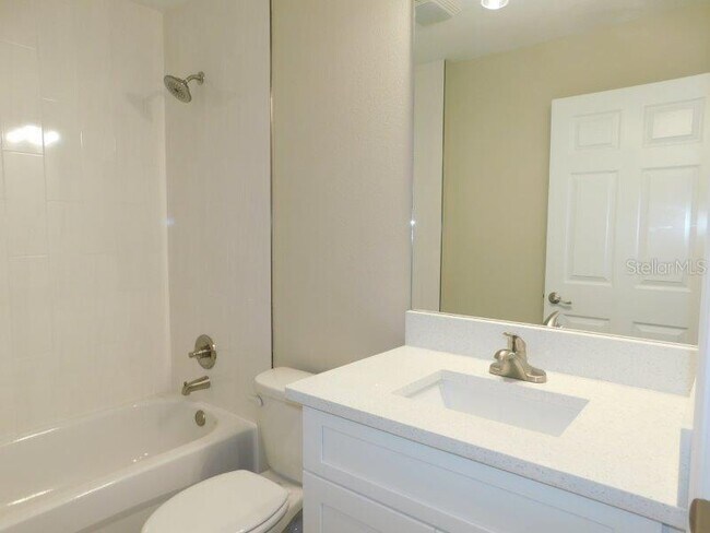 Building Photo - 14068 SE 47th Ave