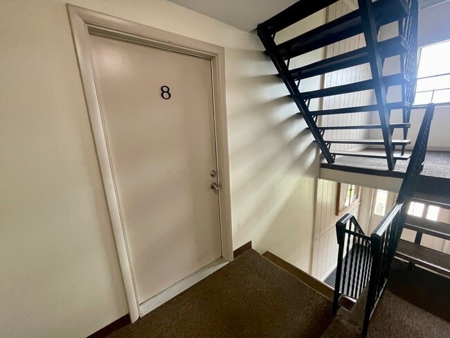 Building Photo - 14B Mayberry Dr