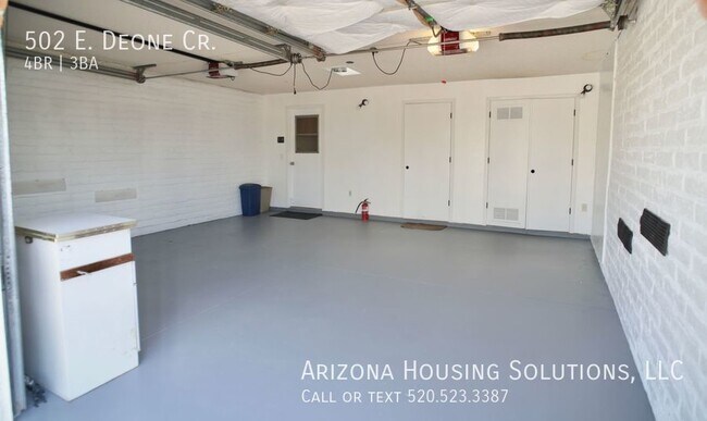 Building Photo - 502 E Deone Ln