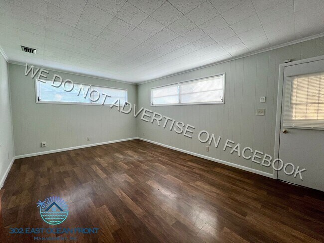 Building Photo - 1733 Mc Millan St