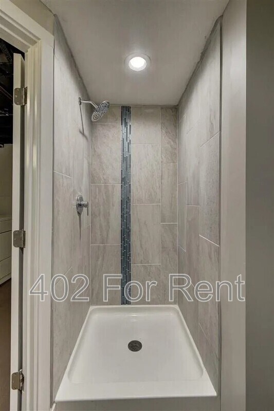 Building Photo - 2338 N 69th St