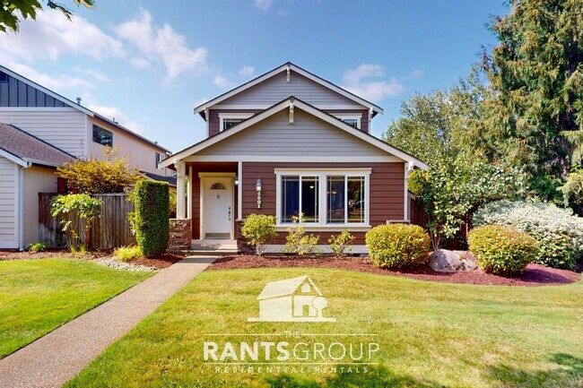 Building Photo - Fantastic Neighborhood! Easy Commute to JB...
