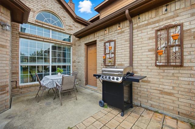 Building Photo - 607 Hilltop Dr