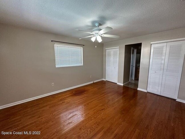 Building Photo - 1660 Neptune Dr