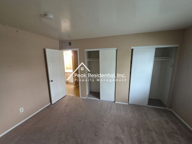 Building Photo - Norcade2912