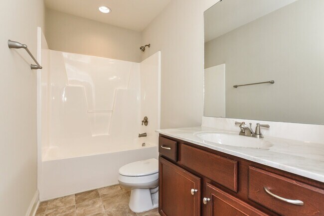 Building Photo - 12 Wensley Ct
