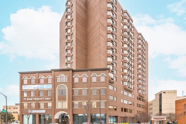 Building Photo - 291 7th St W